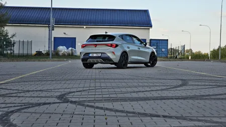 Test CUPRA Leon 1.5 eTSI DSG | 2024