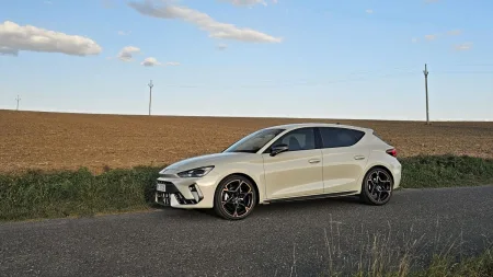 Test CUPRA Leon 1.5 eTSI DSG | 2024