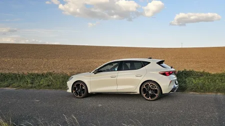 Test CUPRA Leon 1.5 eTSI DSG | 2024