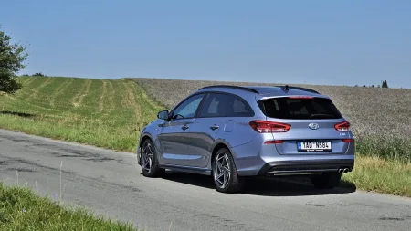 Test Hyundai i30 kombi N Line 1,5 T-GDI Mild Hybrid 48V | 2024