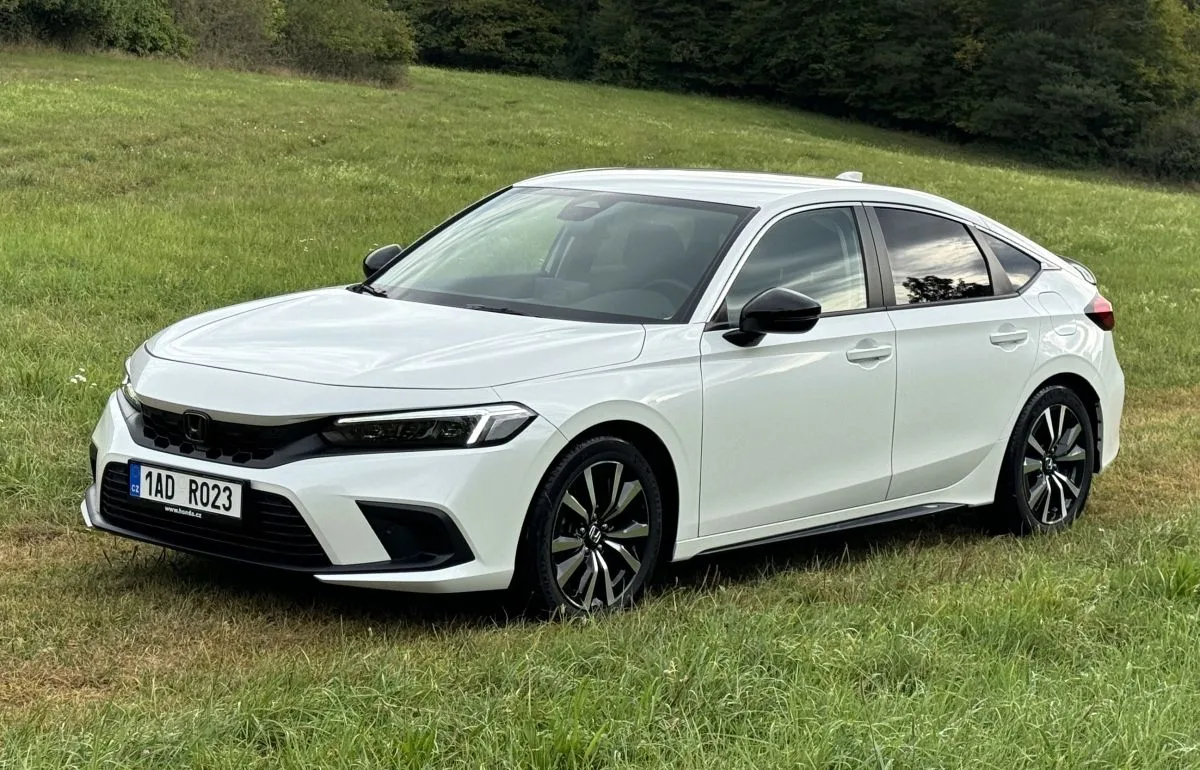 Test Honda Civic 2.0 e:HEV | 2024