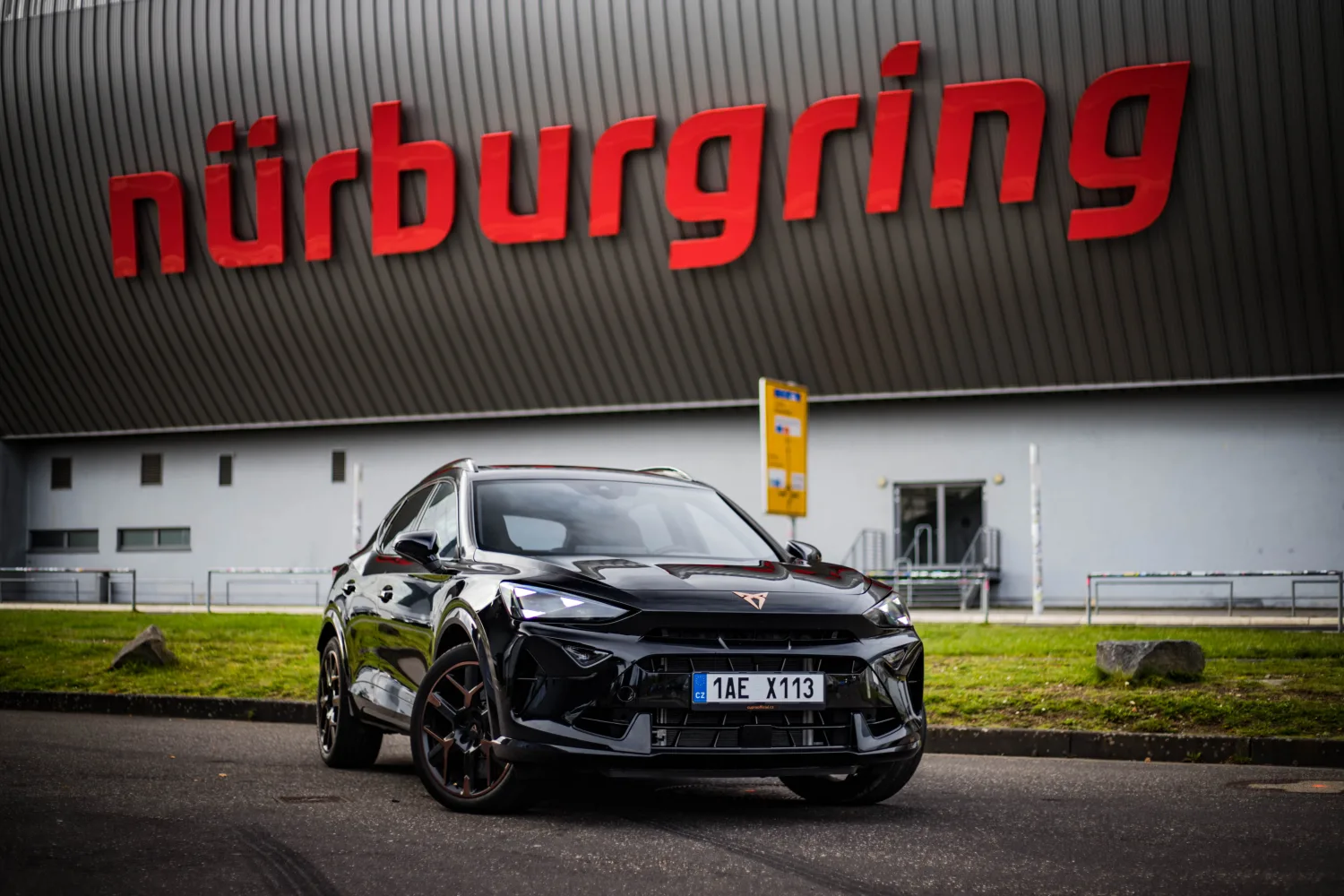 CUPRA Formentor VZ | facelift | u infocentra na okruhu Nürburgring