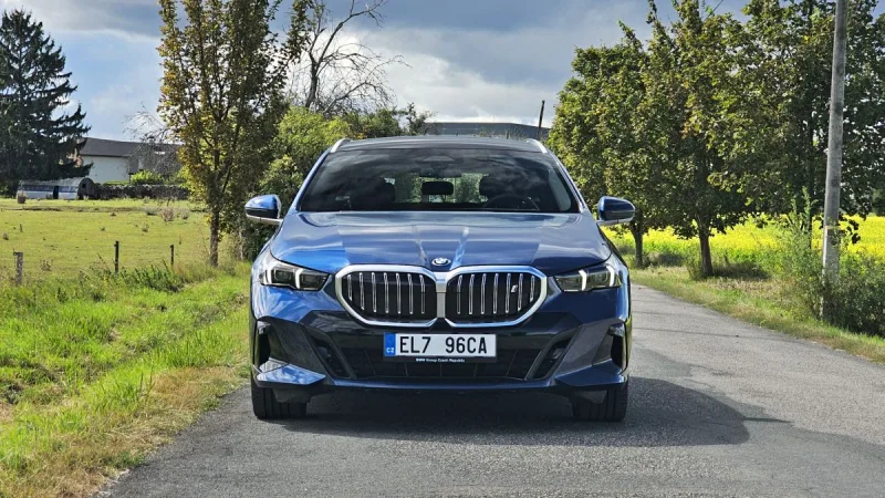 Test BMW i5 Touring eDrive40 | elektromobil | 2024