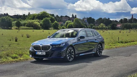 Test BMW i5 Touring eDrive40 | elektromobil | 2024