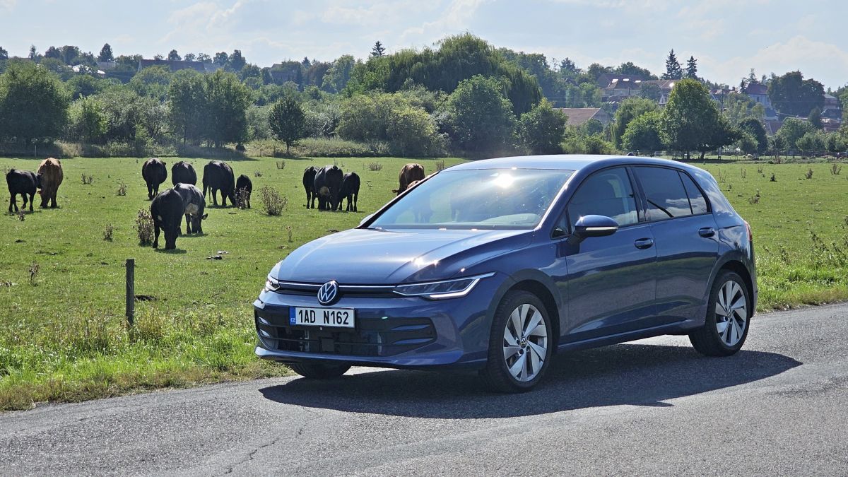 Test Volkswagen Golf People 1.5 TSI 85 kW | 2024