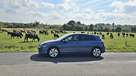 Test Volkswagen Golf People 1.5 TSI 85 kW | 2024