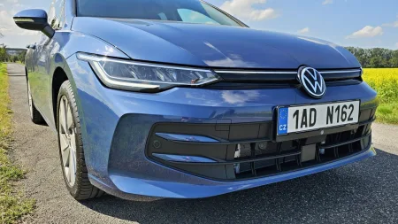 Test Volkswagen Golf People 1.5 TSI 85 kW | 2024