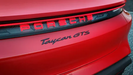 Porsche Taycan GTS | 2025