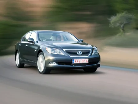 Lexus LS 460L