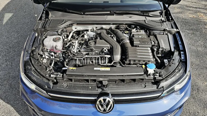 Test Volkswagen Golf Variant 1,5 eTSI DSG | 2024