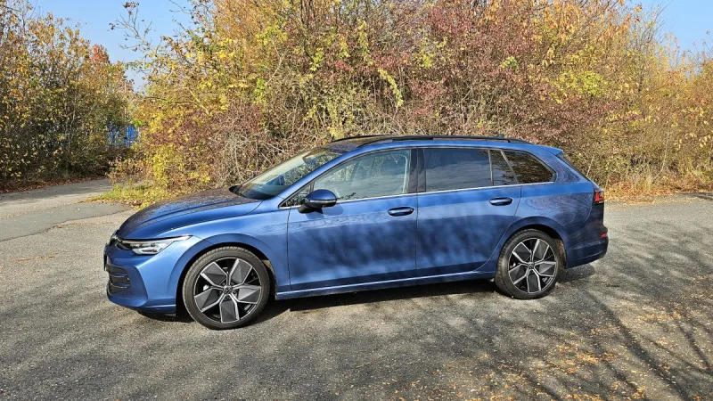 Test Volkswagen Golf Variant 1,5 eTSI DSG | 2024