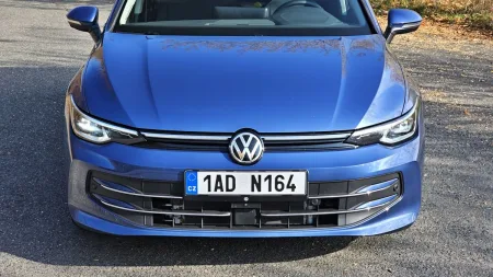 Test Volkswagen Golf Variant 1,5 eTSI DSG | 2024