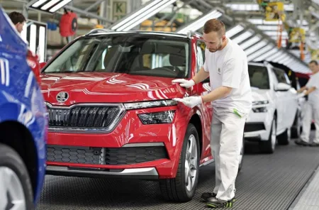 skoda-vyroba-tovarna