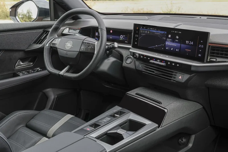 2025-opel-grandland-3