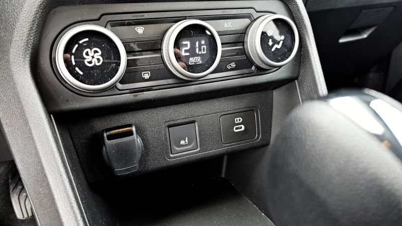 test-dacia-jogger-hybrid-140-2025-20