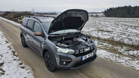 test-dacia-jogger-hybrid-140-2025-26