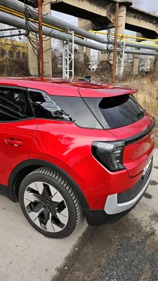 test-ford-explorer-premium-77-kwh-elektromobil-2025-14