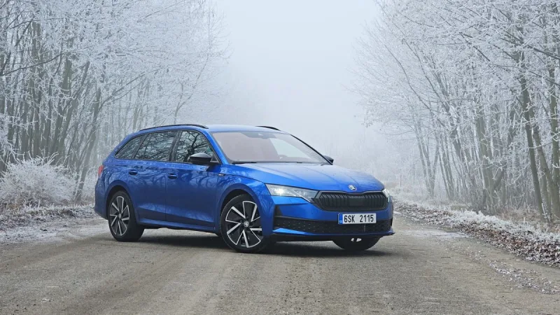 test-skoda-octavia-combi-sportline-20-tdi-110-kw-dsg-2025-2