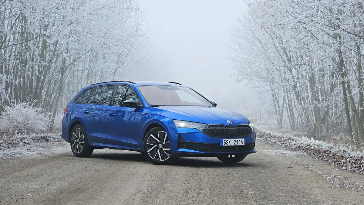 test-skoda-octavia-combi-sportline-20-tdi-110-kw-dsg-2025-2