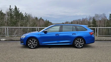 test-skoda-octavia-combi-sportline-20-tdi-110-kw-dsg-2025-6