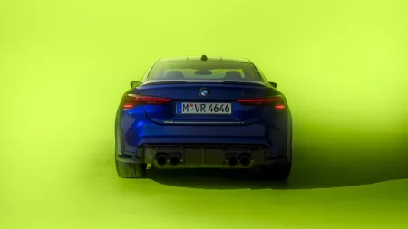 2025-bmw-m4-cs-edition-vr46-edition-sport-4