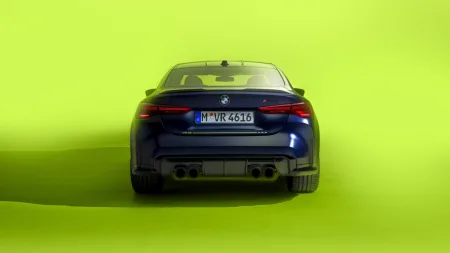 2025-bmw-m4-cs-edition-vr46-edition-style-5