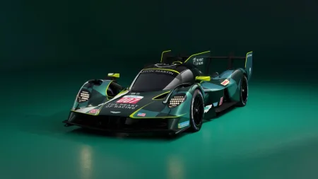 aston-martin-valkyrie-hypercar_wec_01