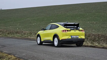 test-ford-mustang-mach-e-rally-elektromobil-2025-5