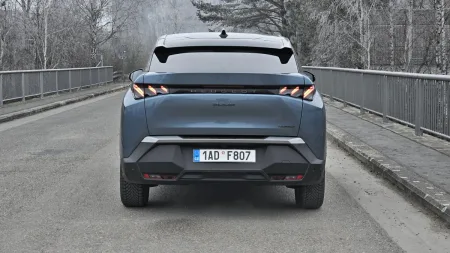 test-peugeot-3008-gt-1-2-hybrid-136-e-dcs6-2025-5