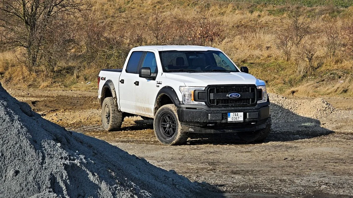 test_ojetiny-pick-up-2020-ford_f-150_50_ti-vct_v8