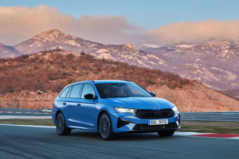 prvni_jizda-2025-skoda_octavia_rs-okruh_grobnik-jizda-4