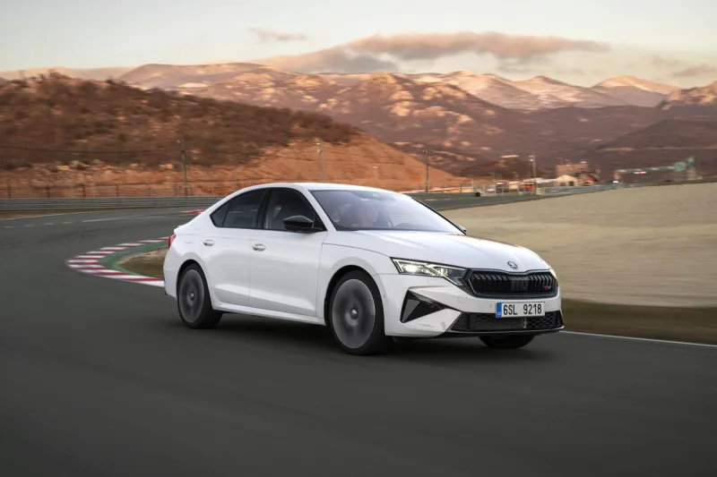 prvni_jizda-2025-skoda_octavia_rs-okruh_grobnik-jizda-6