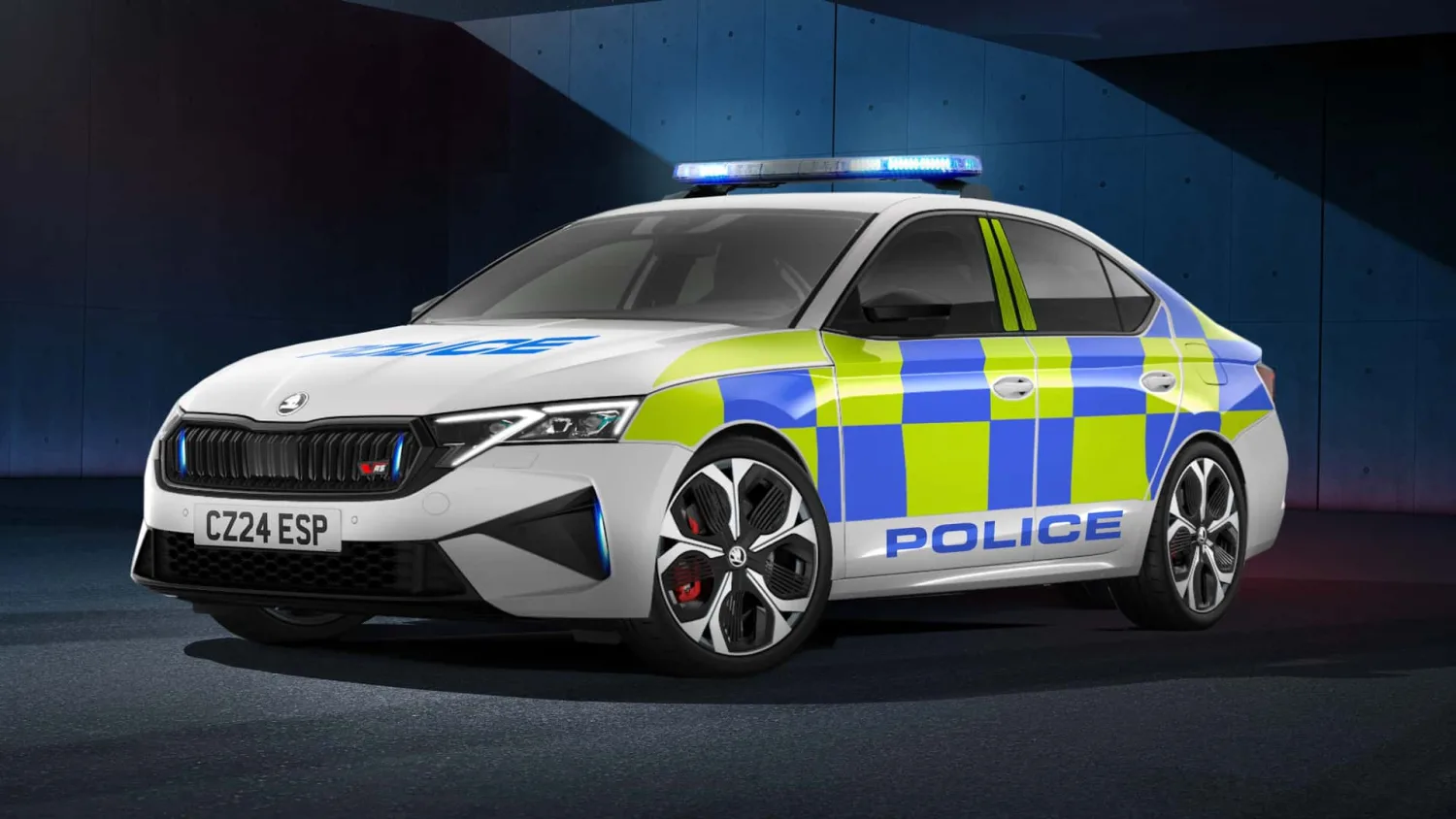 2025-skoda_octavia_rs-policie-velka_britanie-3