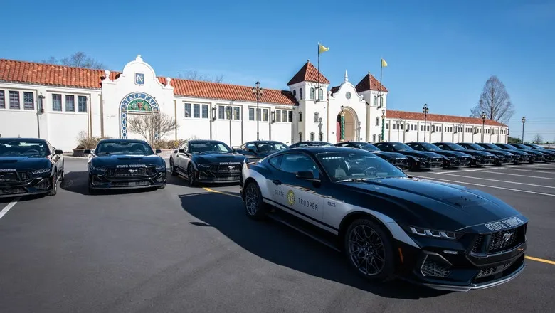 ford_mustang-gt-policie-severni_karolina-usa-amerika