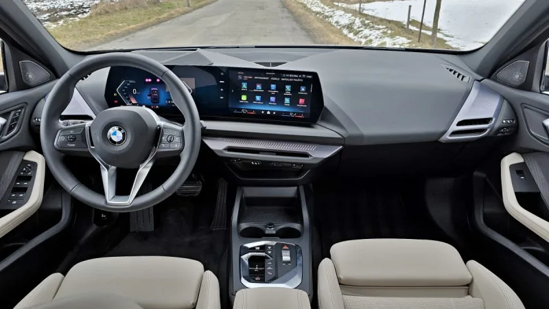 test-bmw-120-2025-17