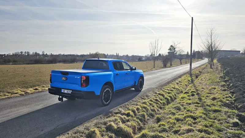 test-ford-ranger-ms-rt-3-0-ecoblue-v6-e-4wd-2025-10