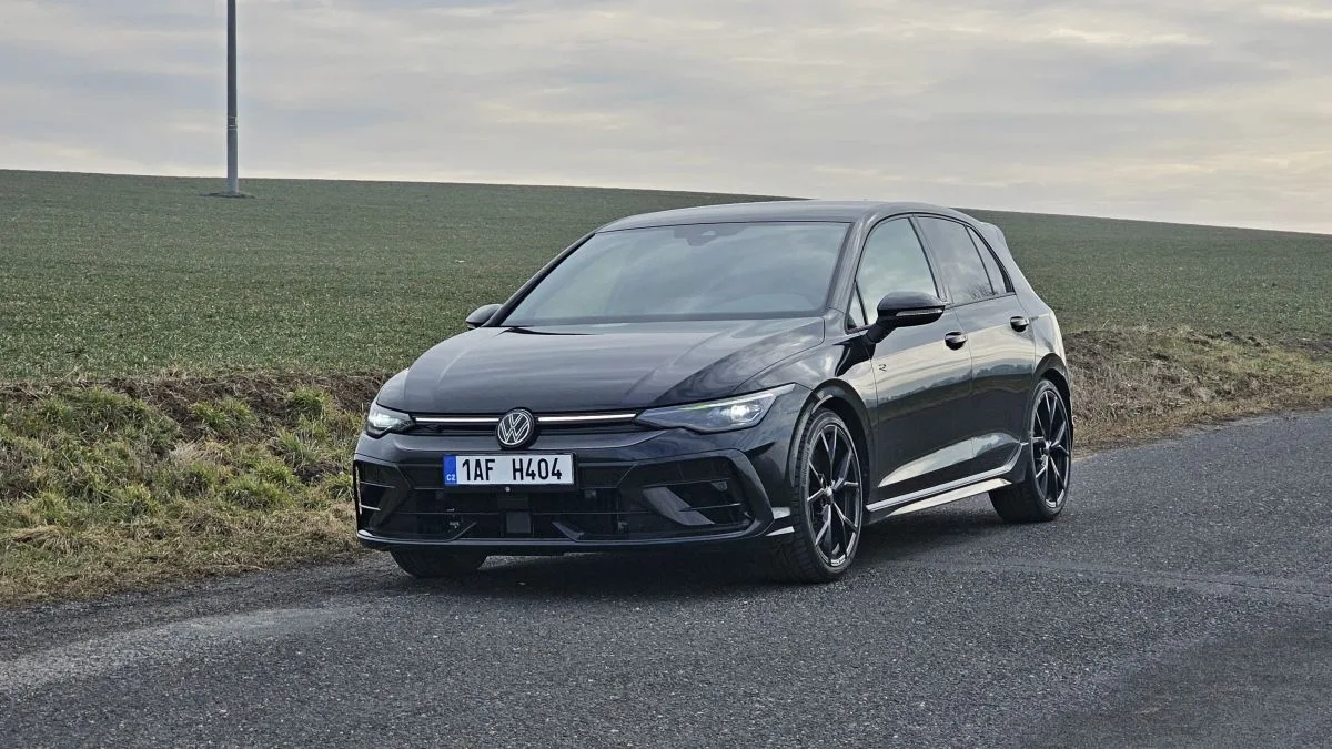 test-volkswagen-golf-r-black-edition-2025-3