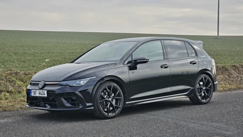 test-volkswagen-golf-r-black-edition-2025-4