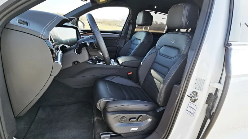 test-volkswagen-touareg-30-tdi-4motion-2025-15