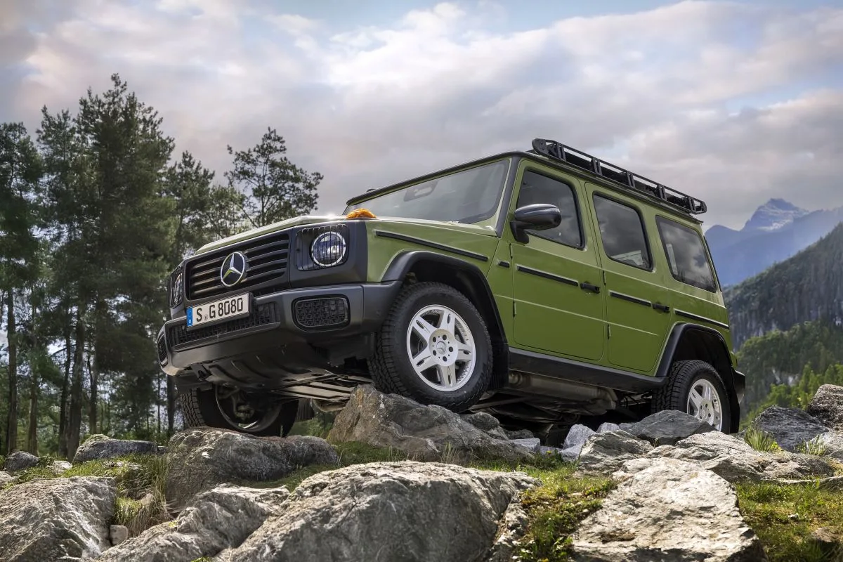 2025-mercedes-benz-tridy-g-edition-stronger-than-the-1980s-limitovana-edice-1