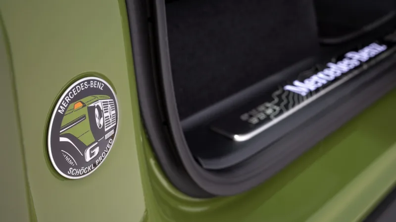 2025-mercedes-benz-tridy-g-edition-stronger-than-the-1980s-limitovana-edice-7