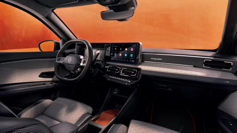 2025-renault-5-e-tech-roland-garros-8