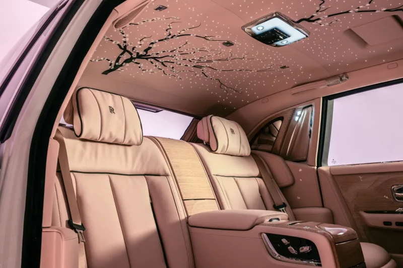 2025-rolls-royce-phantom-cherry-blossom-3