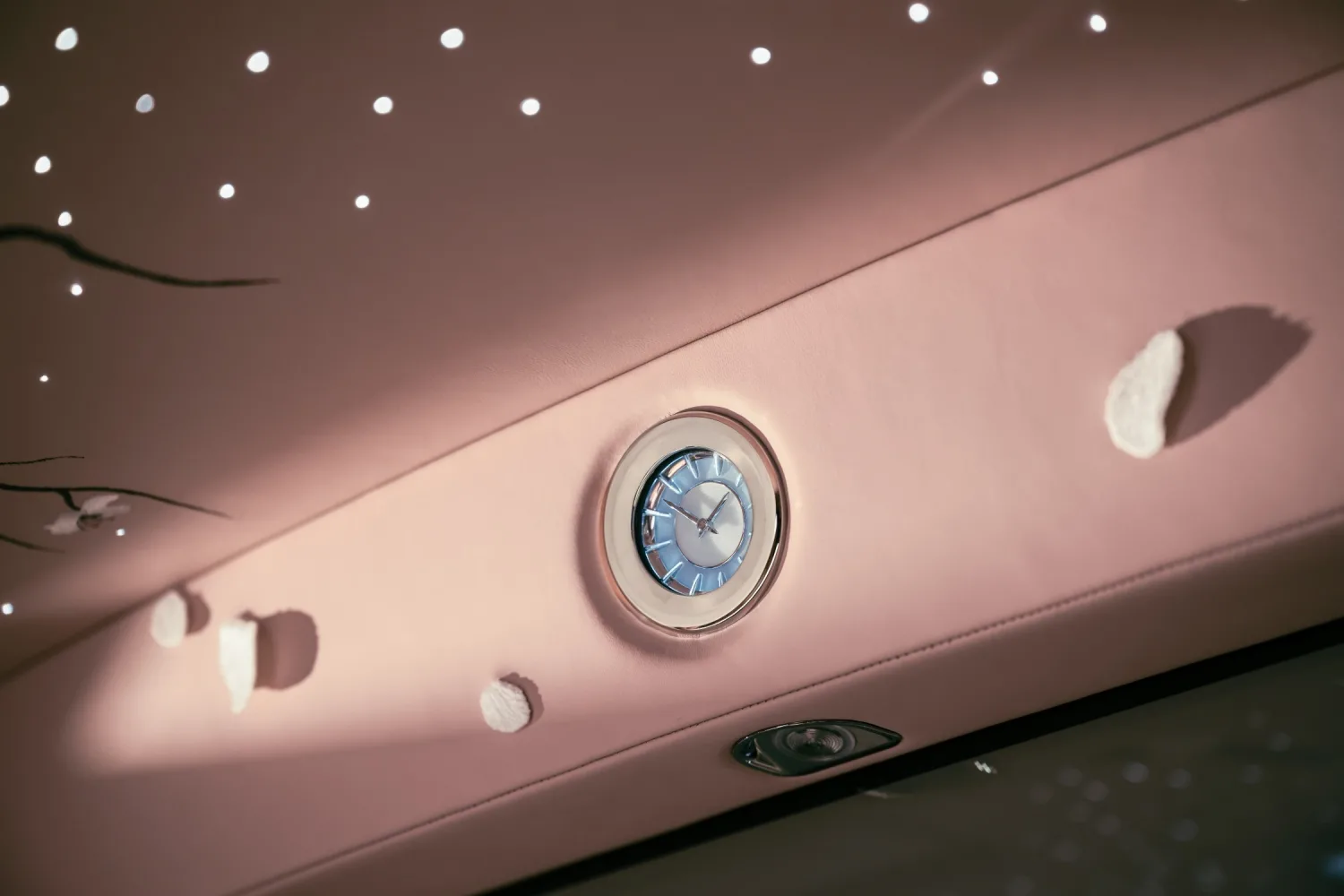 2025-rolls-royce-phantom-cherry-blossom-5