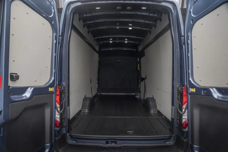 ford-e-transit-6