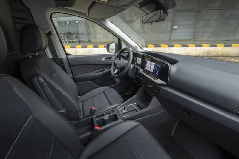 ford-transit-connect-phev-5