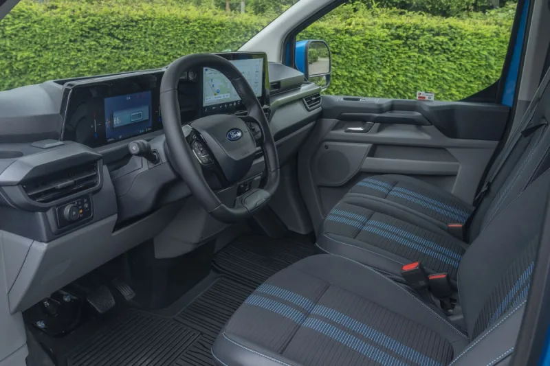 ford-transit-custom-phev-4