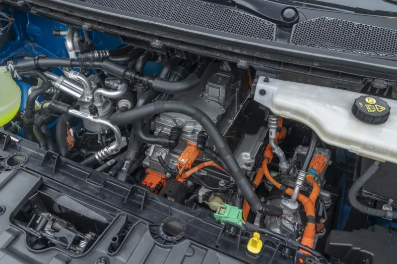 ford-transit-custom-phev-8