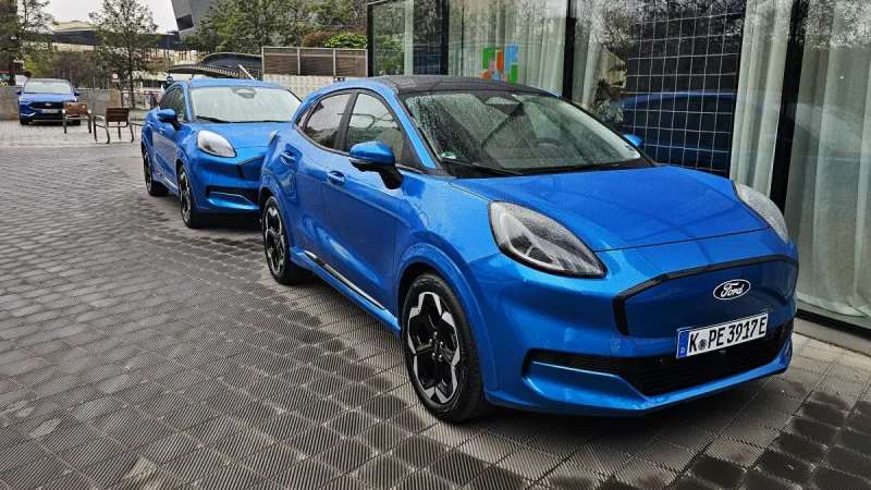 poprve-za-volantem-2025-ford-puma-gen-e-elektromobil-5