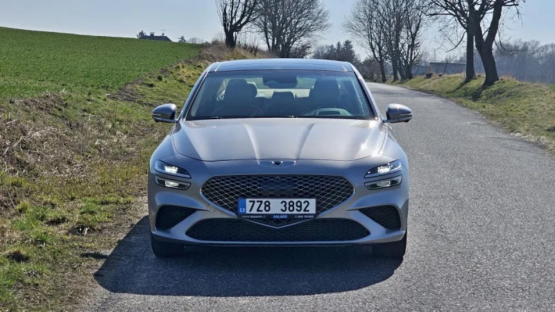 test-ojetiny-genesis-g70-22-crdi-awd
